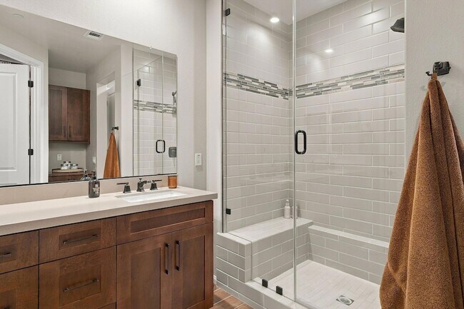 Building Photo - 51780 Ponderosa Dr.