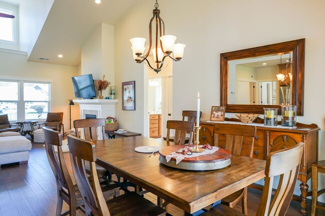 Building Photo - Beautiful Dover Bay Home - Rent reduced to...