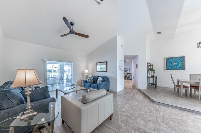 Building Photo - 2572 Brazilia Ct