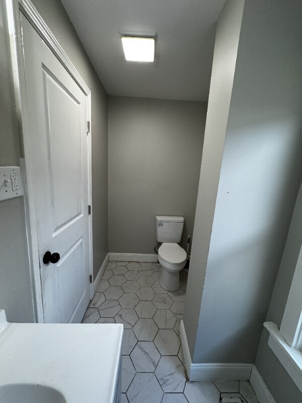 Building Photo - 212 Stevens Ave