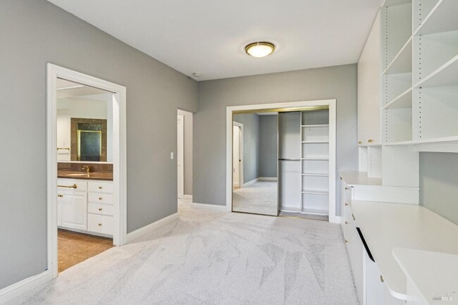 Building Photo - 32 Marin Bay Park Ct