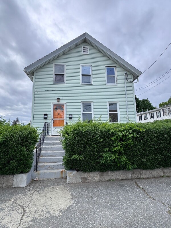 Building Photo - 18 Pleasant St