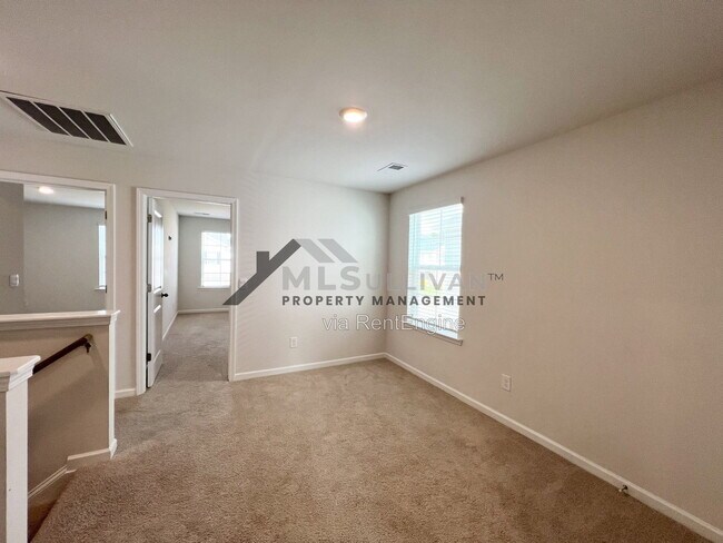 Building Photo - 2932 Egert Dr