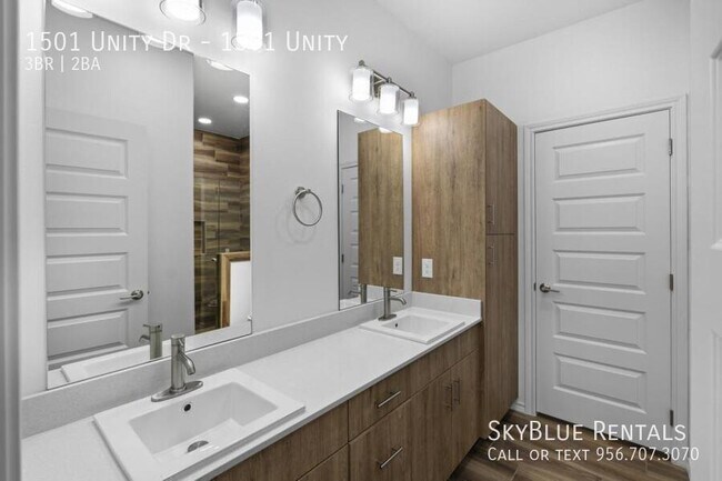 Building Photo - 1501 Unity Dr