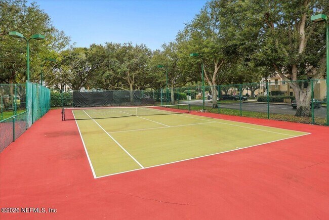 Building Photo - 17 Arbor Club Dr