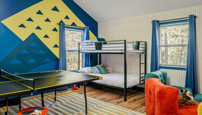 Building Photo - 223 Paxinos Dr