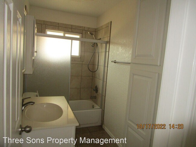 Building Photo - 3 br, 2 bath House - 8813 Snow Heights Blv...