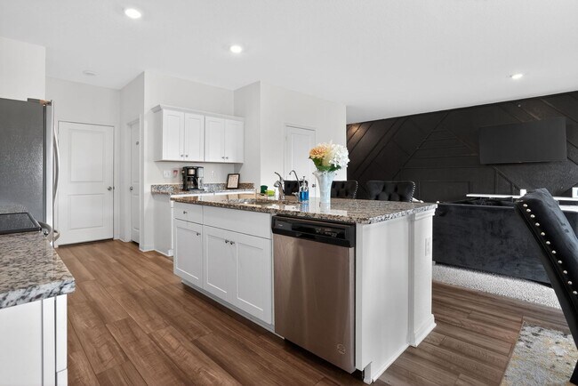 Building Photo - 4-Bedroom Home in Meridian | Move-In Ready with Resort-Style Amenities