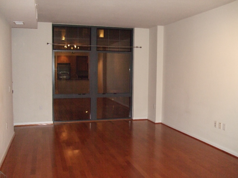 Building Photo - 1021 N Garfield St