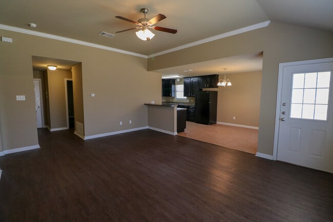 Building Photo - 3009 Breton St