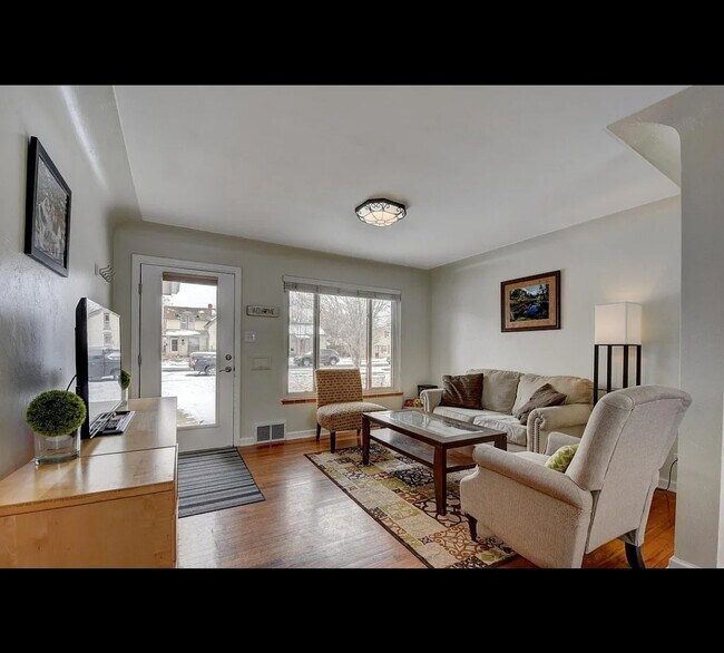 Building Photo - 4720 Alcott St