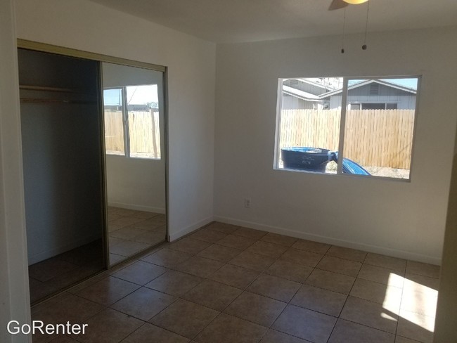 Building Photo - 5 br, 2 bath House - 911 S Drew St