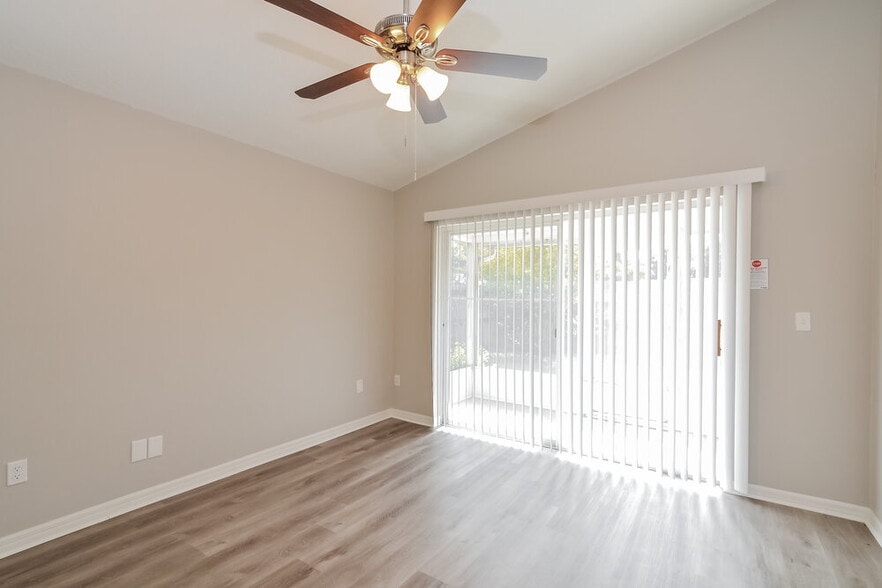 Building Photo - 2056 Cobblefield Cir