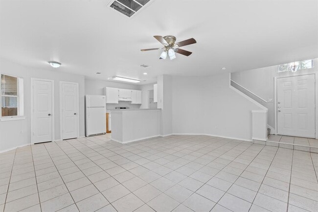 Building Photo - 840 Sagewood Trail