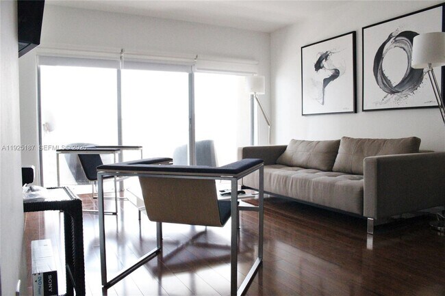 Building Photo - 1980 S Ocean Dr