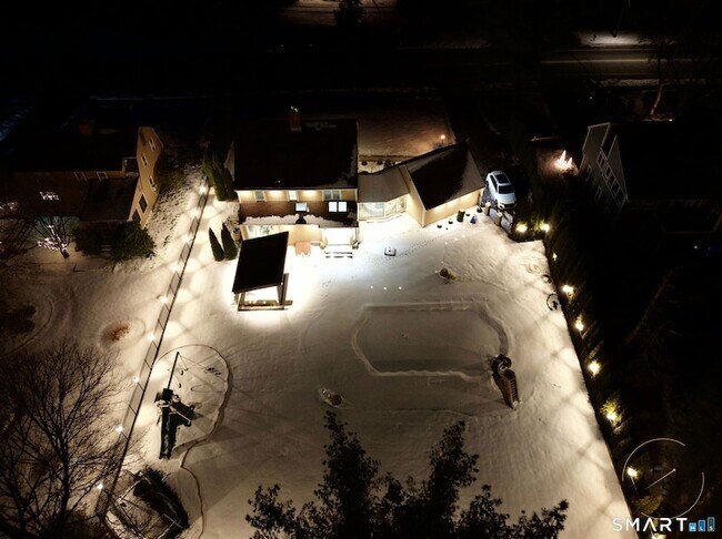 Building Photo - 508 Highland St