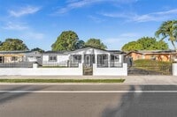 Building Photo - 560 Perviz Ave