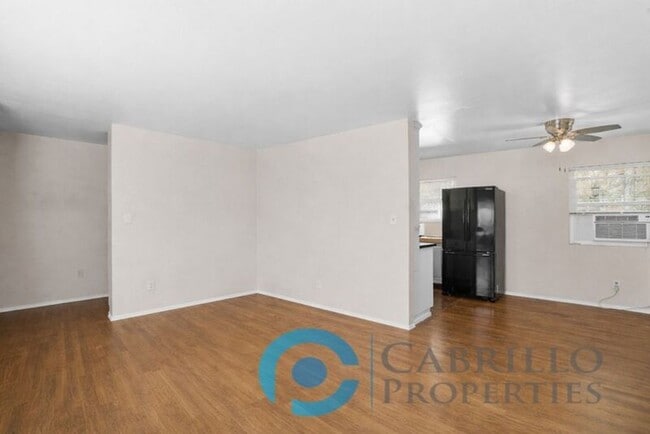 Building Photo - 4330 Cleveland Ave