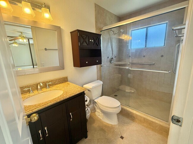 Building Photo - BLOSSOM VALLEY - bright and airy 4-bedroom...