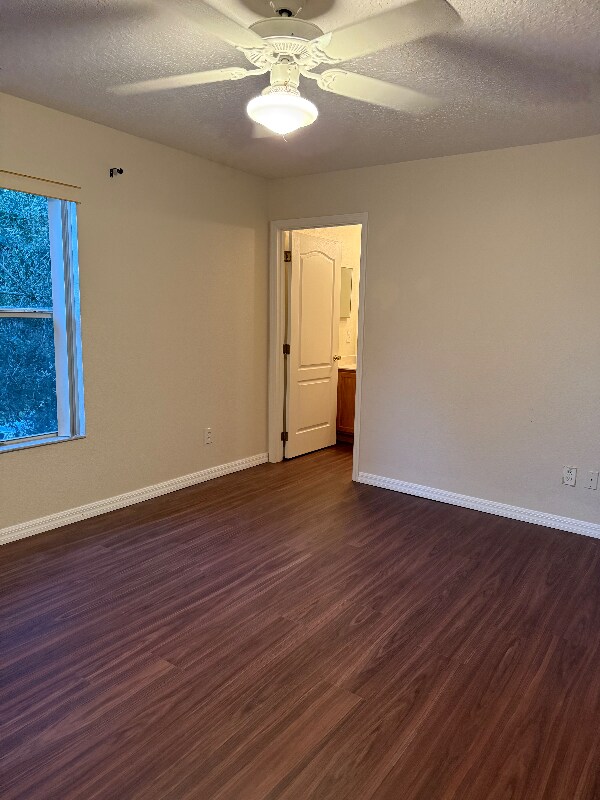 Building Photo - 6530 Lake Pembroke Pl