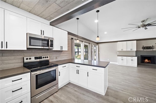 Building Photo - 22400 Canyon Club Dr