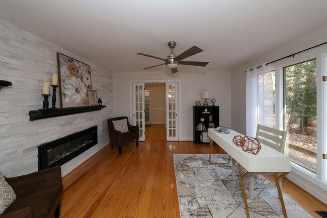 Building Photo - Luxury Kingsmill Treehouse Retreat | 7BR Custom Home with Private Suite