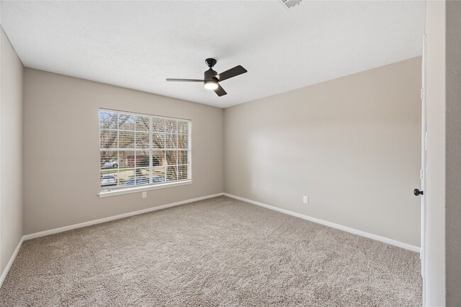 Building Photo - 3522 Pecan Mill Dr
