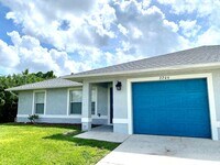 Building Photo - 2204-2206 Kenneth Ave S