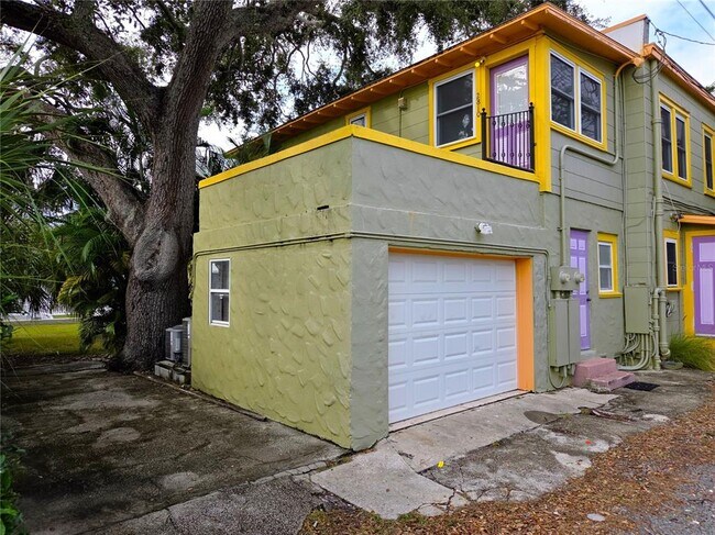 Building Photo - 2808 56th St S