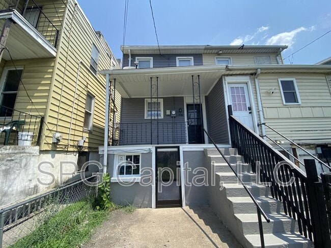 Building Photo - 336 S Second St