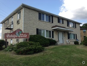 Building Photo - Catalpa Hills Apartments