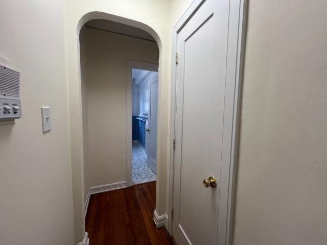 Building Photo - 1 bedroom in SUNNYSIDE NY 11104