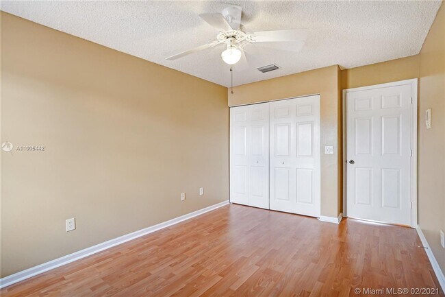 Building Photo - 18474 Old Princeton Ln