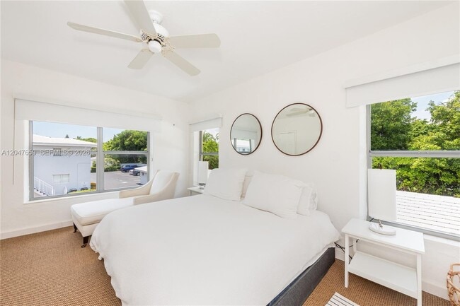 Building Photo - 9940 Collins Ave
