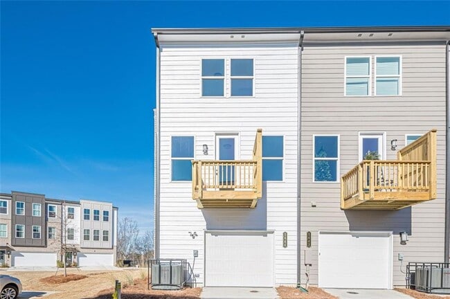 Building Photo - 1444 Creekside Cir NW