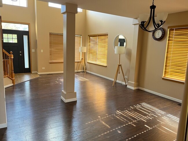 Building Photo - 2289 Grand Pointe Trail