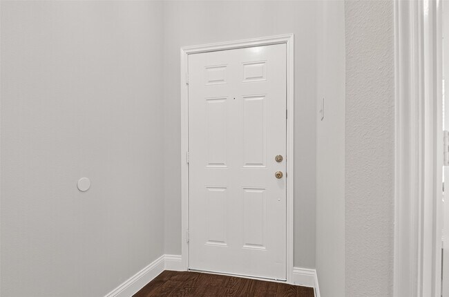 Building Photo - 20707 Pine Rain Ct