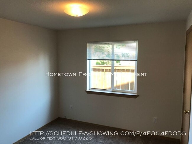 Building Photo - 1315 Bigelow Ave NE
