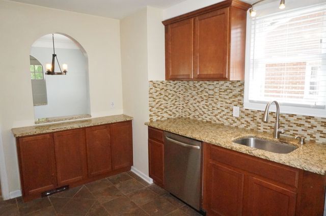 Building Photo - 301 N Edgeworth Ave