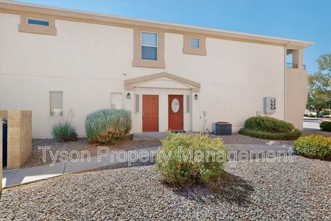 Building Photo - 5648 Valle Alegre Pl NW