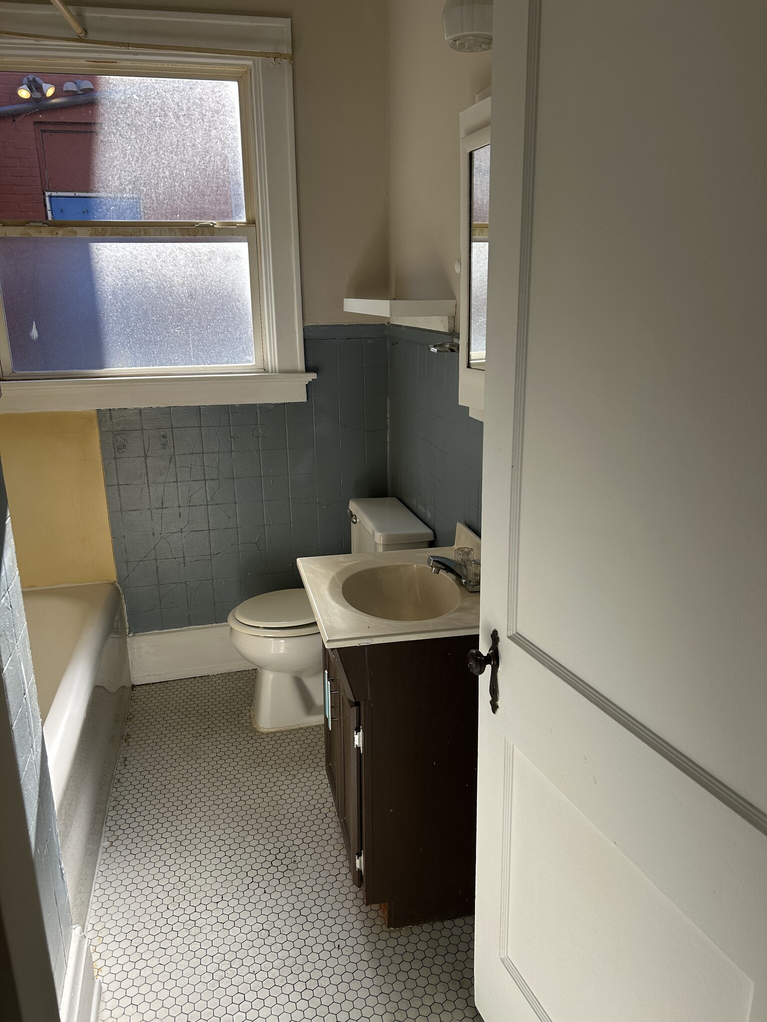 Bathroom - 170 Ward Ave