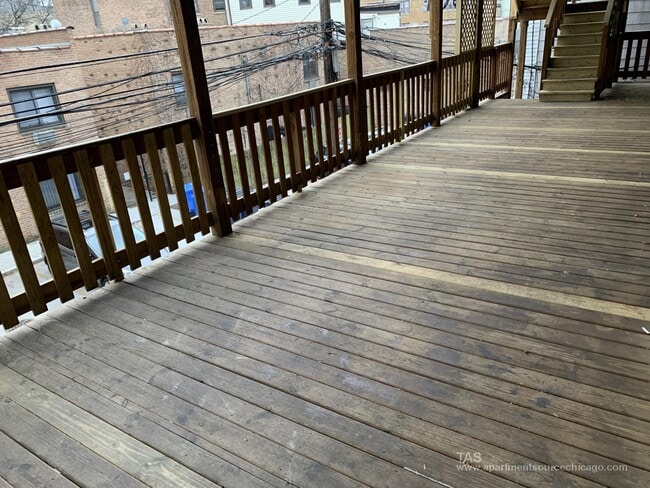 Building Photo - 849 W Lill Ave