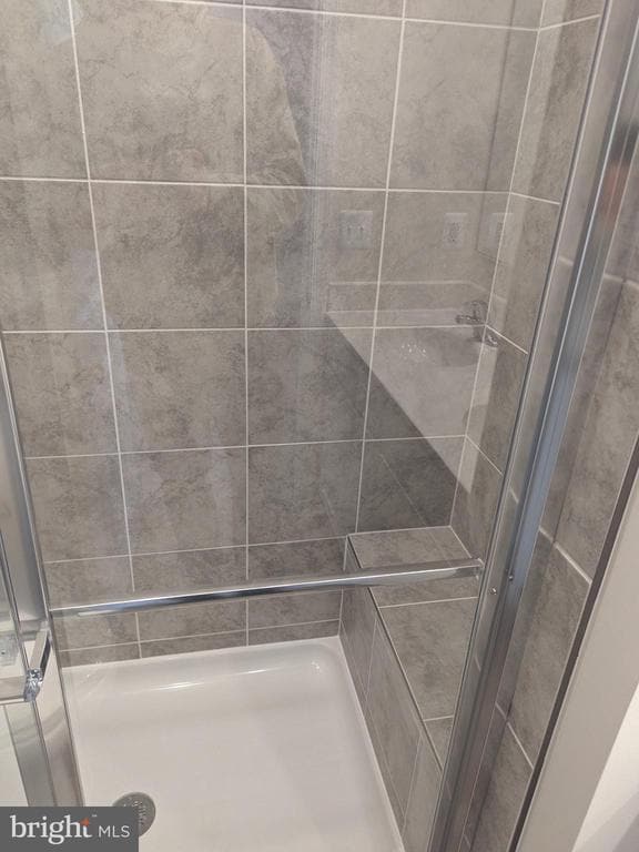 Building Photo - 11 Short Br Dr