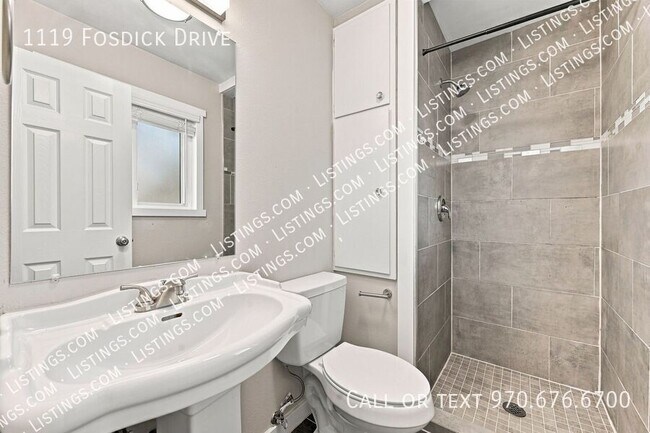 Building Photo - 1119 Fosdick Dr