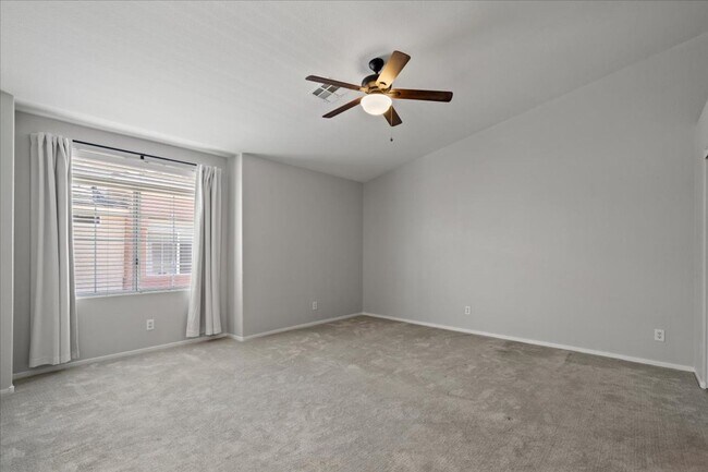 Building Photo - Contemporary 3 Bedroom Townhouse in Gated Community