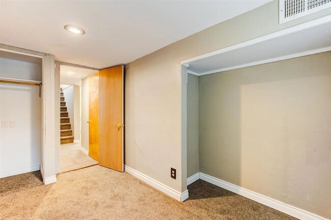 Building Photo - Stunning 3 Bed, 1 Bath Home on South Hill!