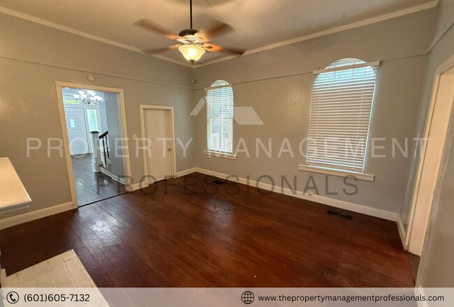 Building Photo - 1123 Harrison St