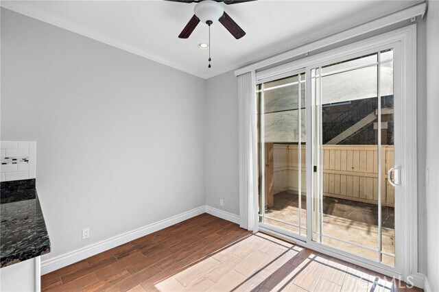 Building Photo - 28 Vía Esperanza