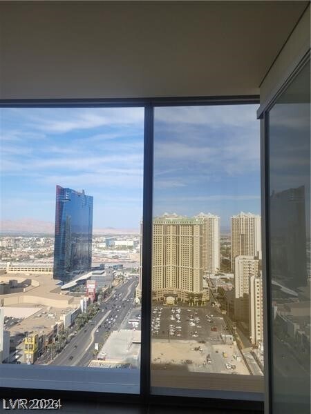 Building Photo - 3722 S Las Vegas Blvd