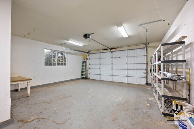 Building Photo - 5291 Bryant Rd